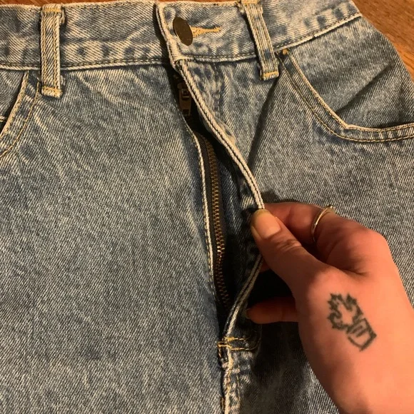 Guess Skirt Blue Jean Size 28 Women’s - Picture 5 of 8